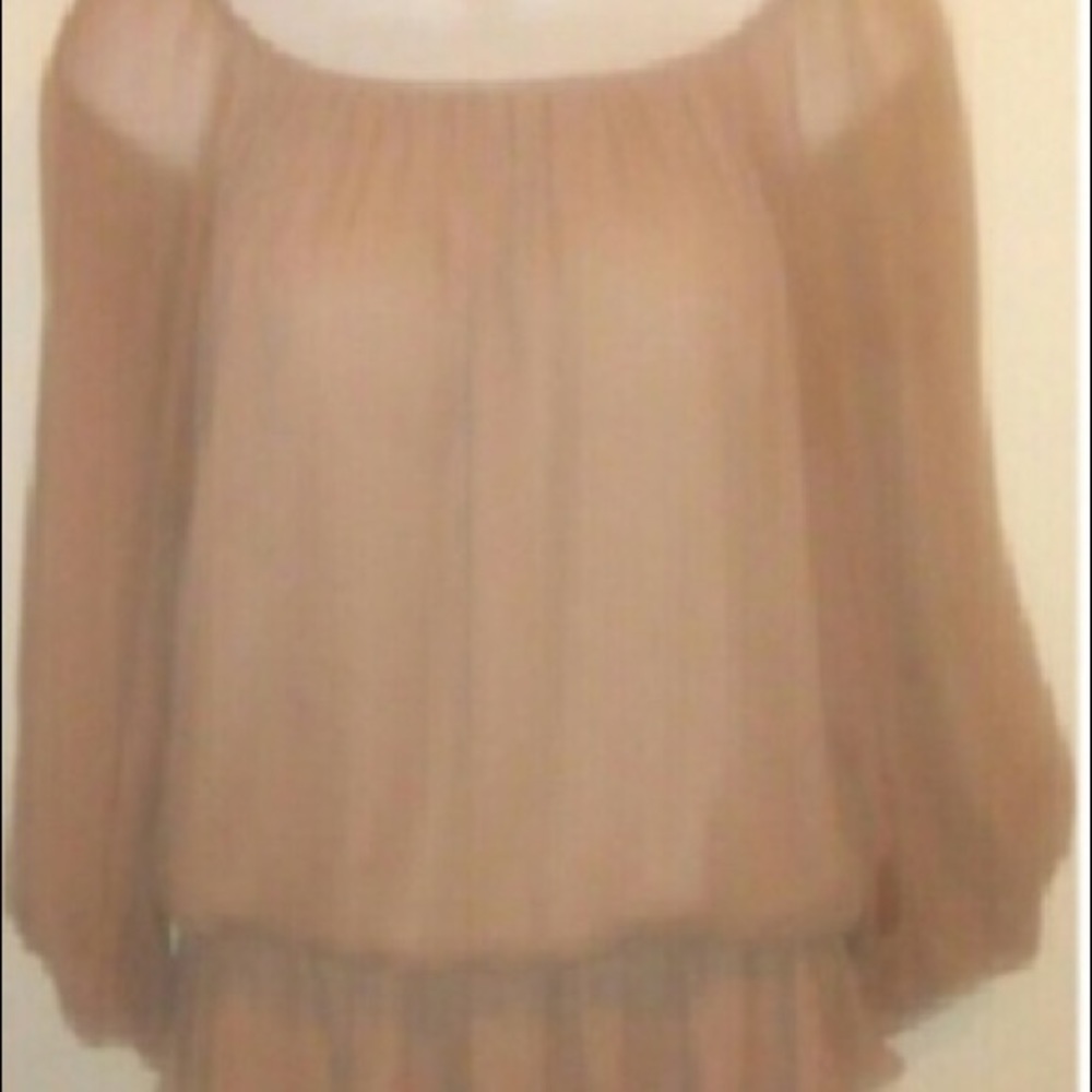 Alice + Olivia boho top!